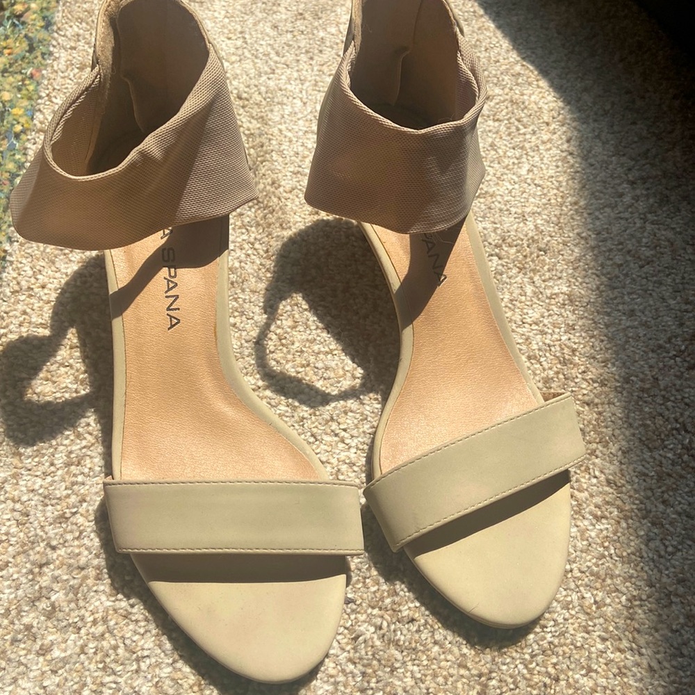 Beige shoes